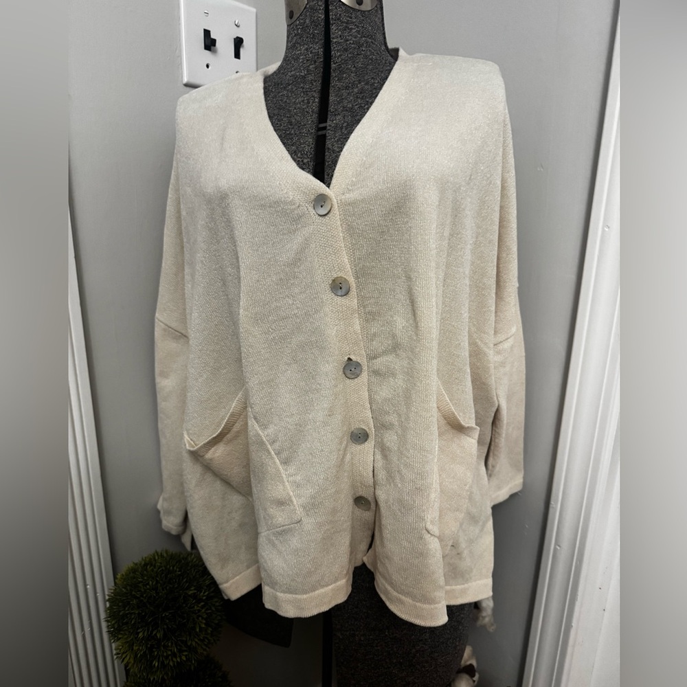 Women’s Barefoot Dreams Cozy Chic Lite Cardigan size Small NWOT